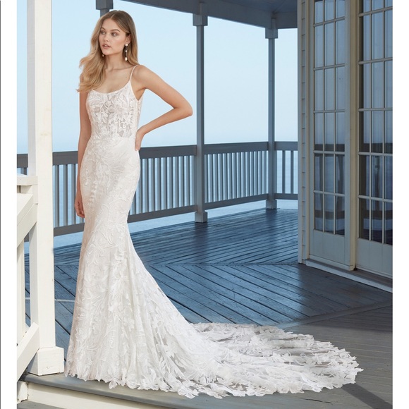 Rosa Clara Dresses & Skirts - Rosa Clara Spaghetti Strap Lace Wedding Dress